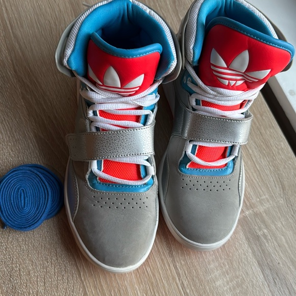 adidas Shoes - Adidas mid rise sneakers